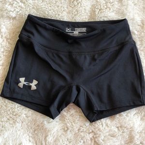 Under armour girls xs spandex shorts